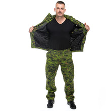 Men's Insulated Vest in Canadian Digital Camo