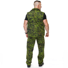 Men's Insulated Vest in Canadian Digital Camo