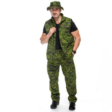 Men's Insulated Vest in Canadian Digital Camo